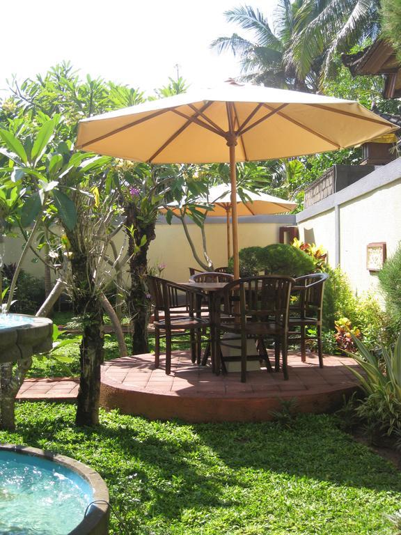 Frangipani Homestay Nusa Dua  Kültér fotó